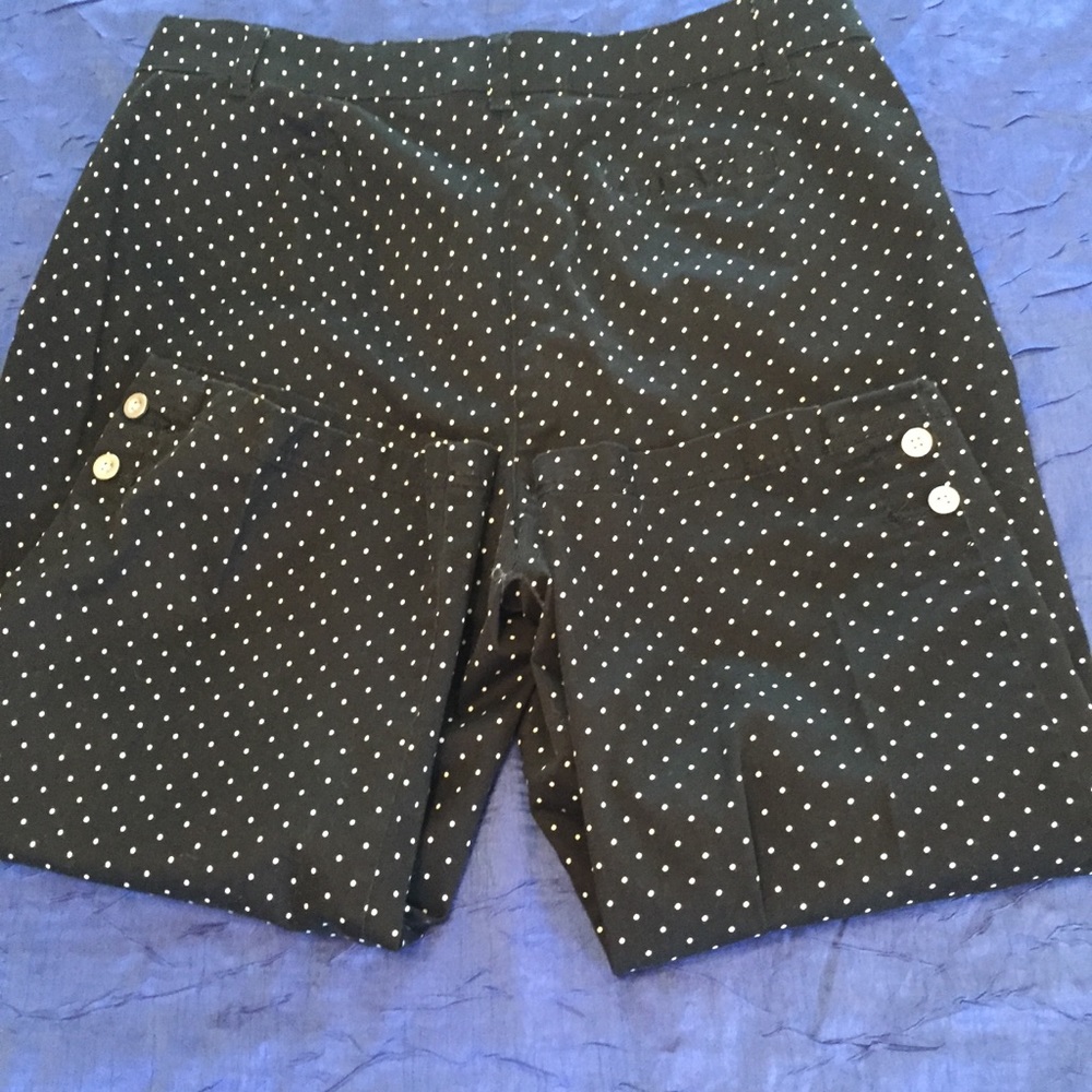 Karen Scott polka dot Capris - Picture 4 of 4